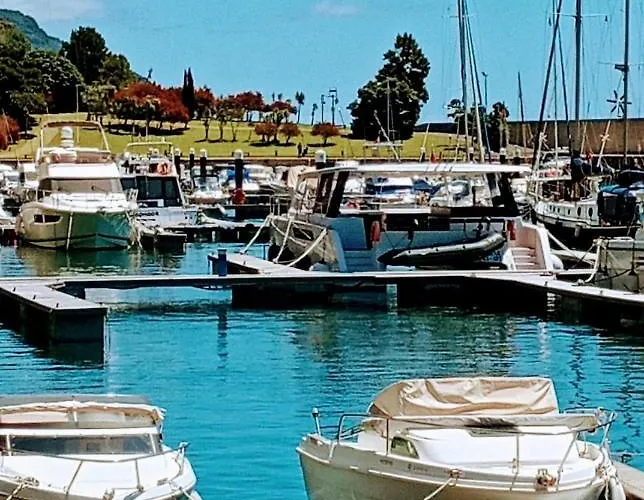 Atlantic Charm Villa *